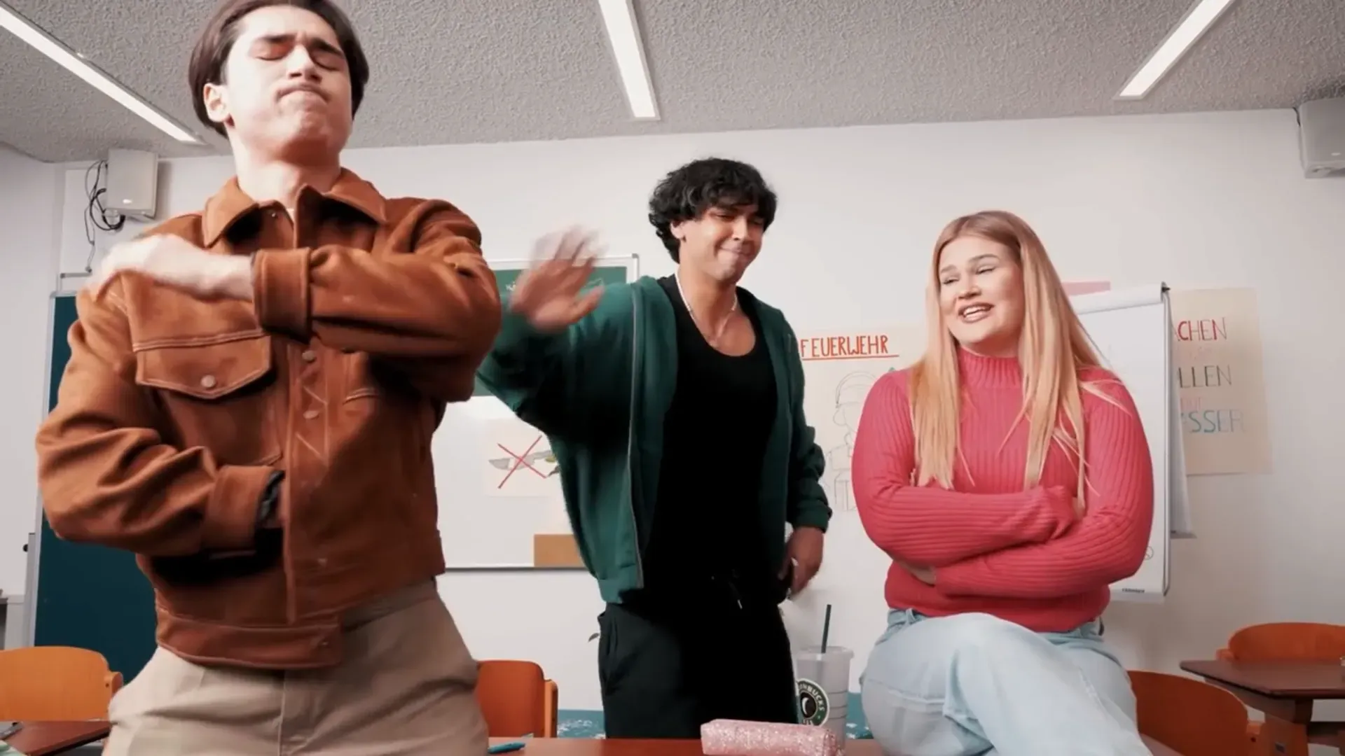 EY JAMAL — Die Abrissfahrt