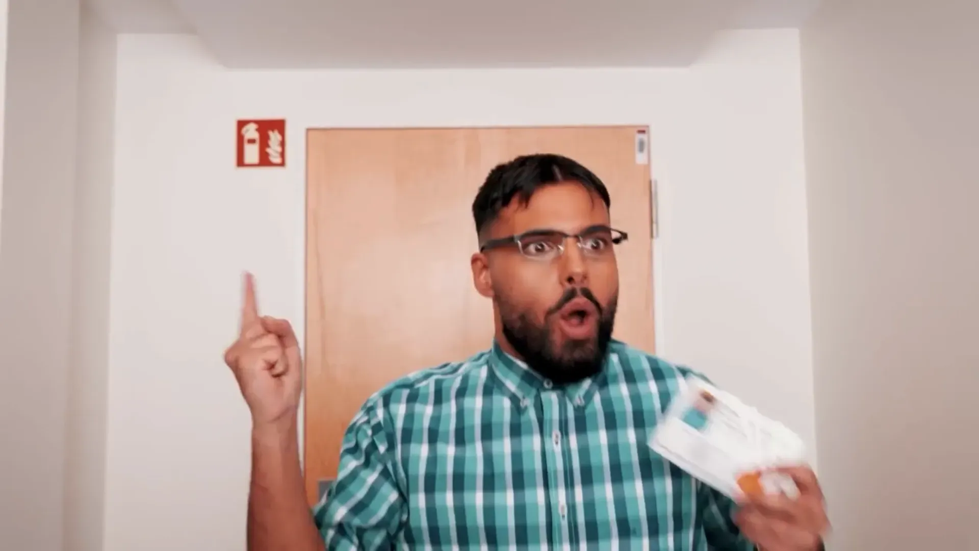 EY JAMAL — Die Abrissfahrt