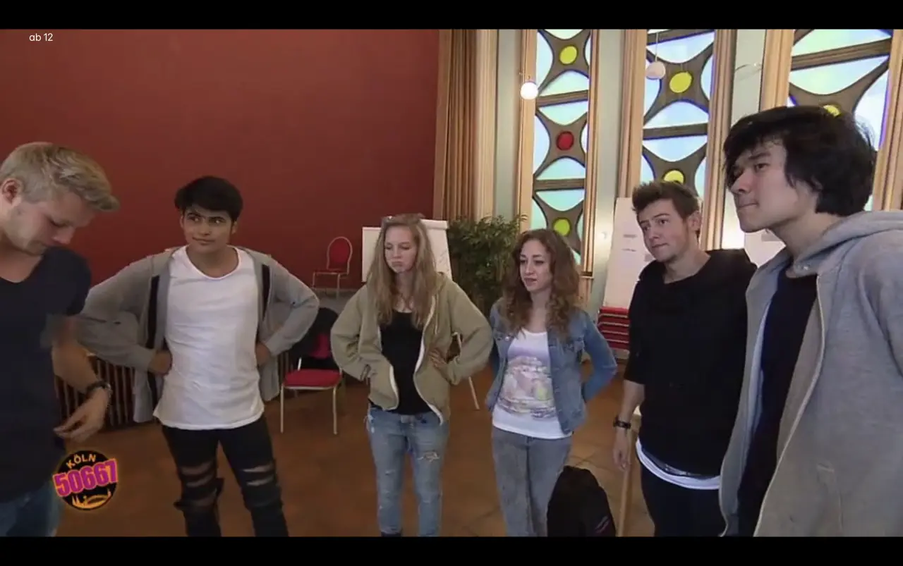 Köln 50667 — Heinrich Songmin Berger (Henny) as Lee Puck with the Elli gang (incl. Luis Smir)